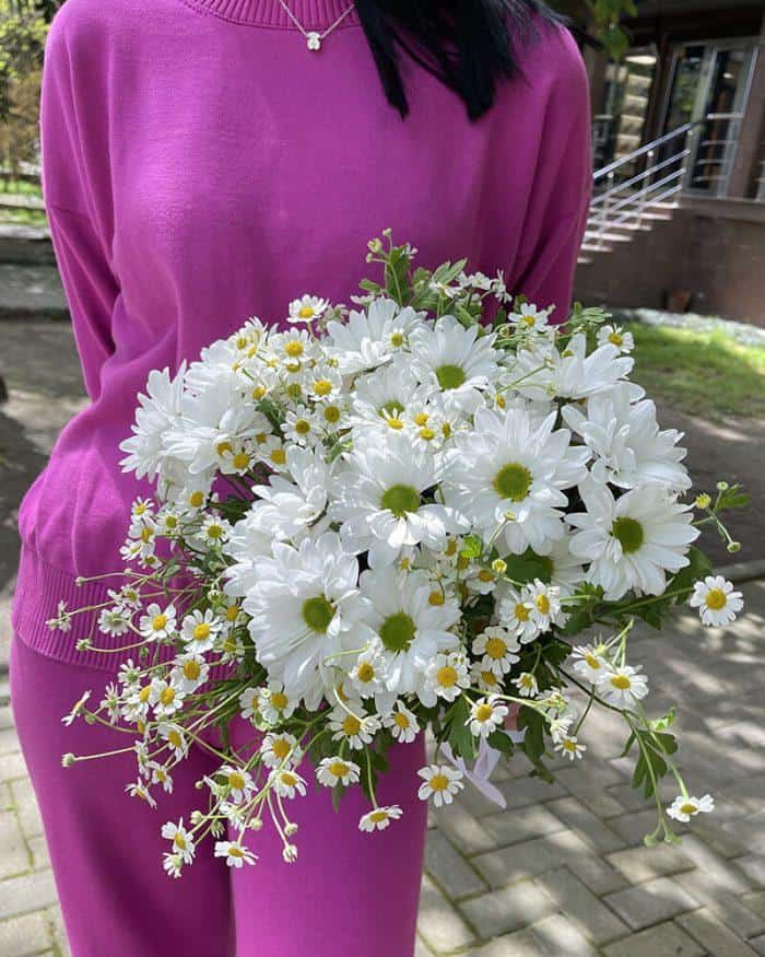 букет 3 хризантемы 4 танацетума 1500₽