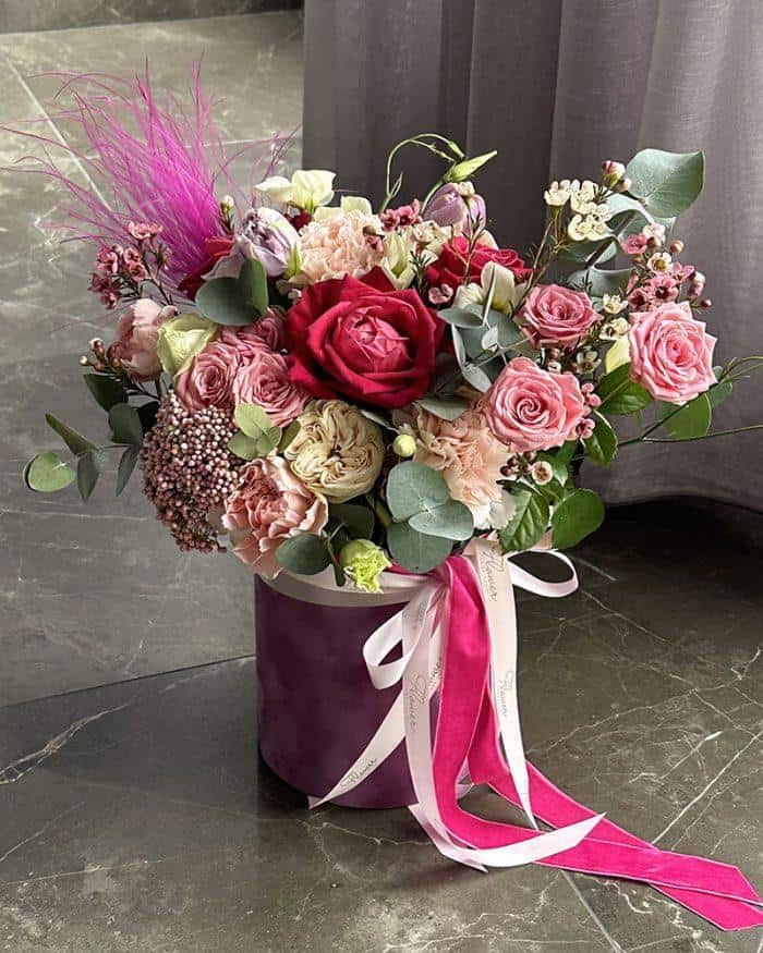 коробка с цветами 5800₽